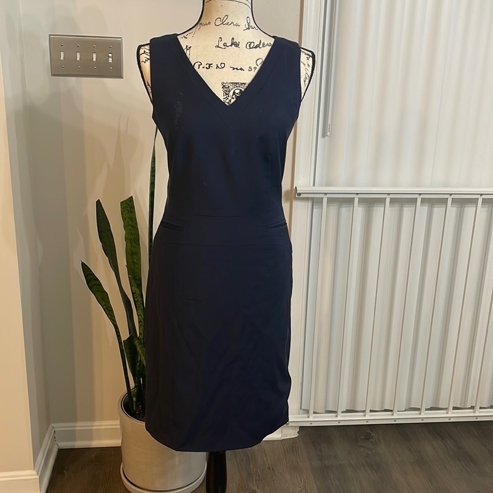 Lavia Sleeveless Sheath Navy Dress